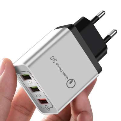 AC 100-240V Power Adapter USB Universal Fast Charger with 3 USB Ports QC3.0 Fireproof PC High Temperature Resistant Good Price